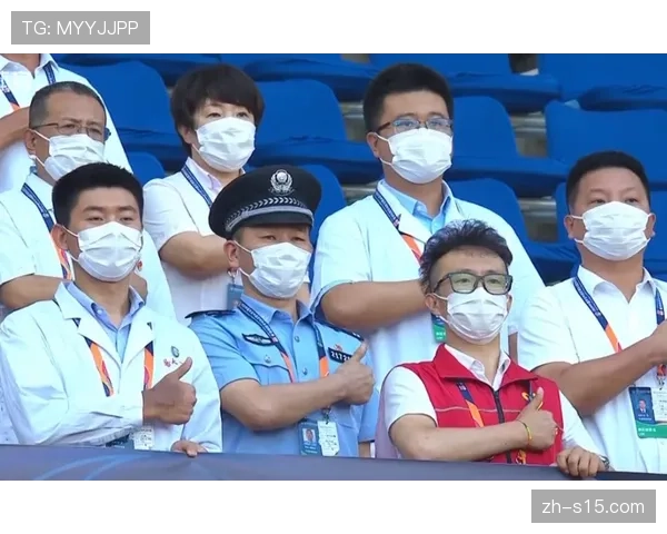 中超赛场温情时刻：球员互动、致敬传奇感人画面